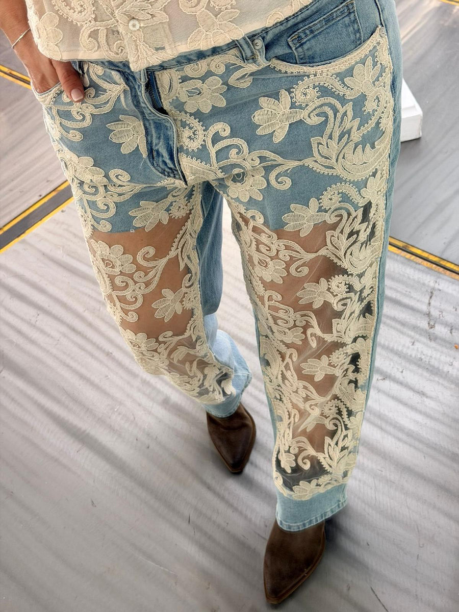 JEANS CON PIZZO AMOSA Room58Boutique jeans-con-pizzo-amosa-room58boutique