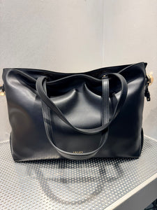 BORSA NERA A SPALLA RICCY GRANDE LIUJO