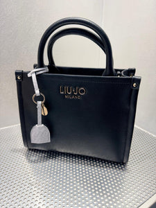 BORSA A MANO NERA PICCOLA LIUJO