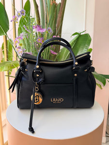 BORSA A MANO NERA LIUJO