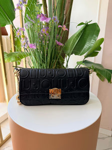 BORSA A MANO NERA LIUJO