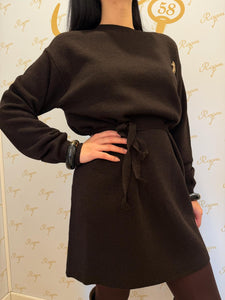 MINI ABITO IN MAGLIA CN SPILLA CIOCCOLATO TENSIONE IN