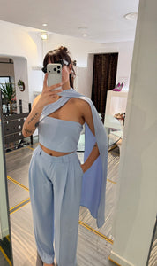 TOP AZZURRO CON MANTELLA IMPERIAL