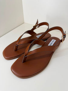 SANDALO BASSO COGNAC NISSI STEVE MADDEN