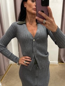 MAGLIA GRIGIA CON BOTTONE GIOIELLO LIUJO